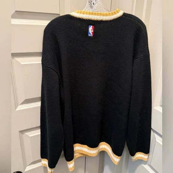 Mitchell & Ness Black and Yellow Lakers Crew Neck Sweater